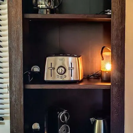 Marie A La Campagne *